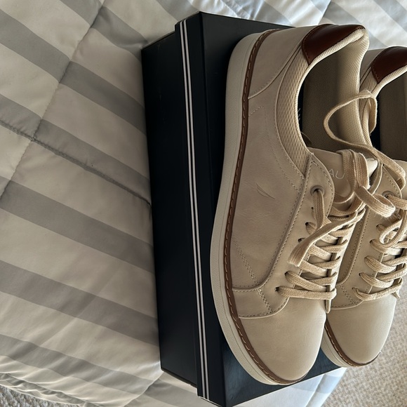 Nautica Men’s low Oxford shoes - Picture 3 of 7